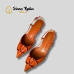 Valentino Garavani Vlogo Slingback Pumps